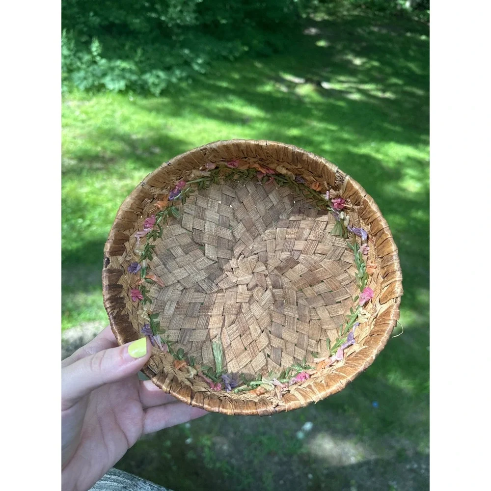 Vintage Woven Straw Basket with Raffia Tulip Floral Embroidery Boho grannycore